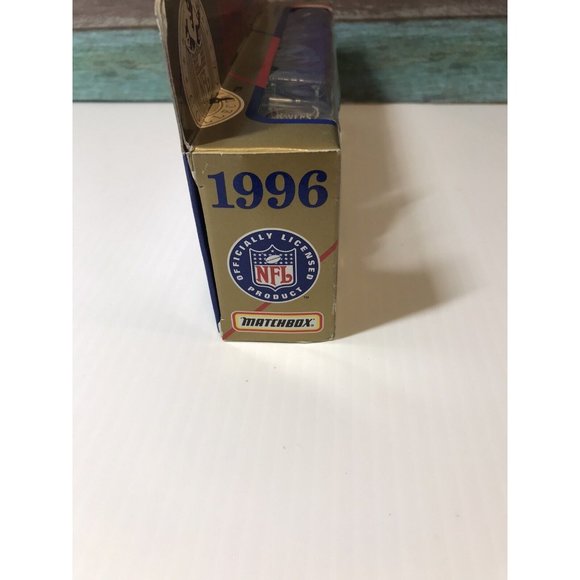 Baltimore Ravens INAUGURAL SEASON 1996 Matchbox Tractor Trailer Truck New in Box - Picture 3 of 3